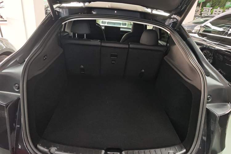 Used Tesla Model Y 2025 Long-Range All-Wheel Drive First Edition