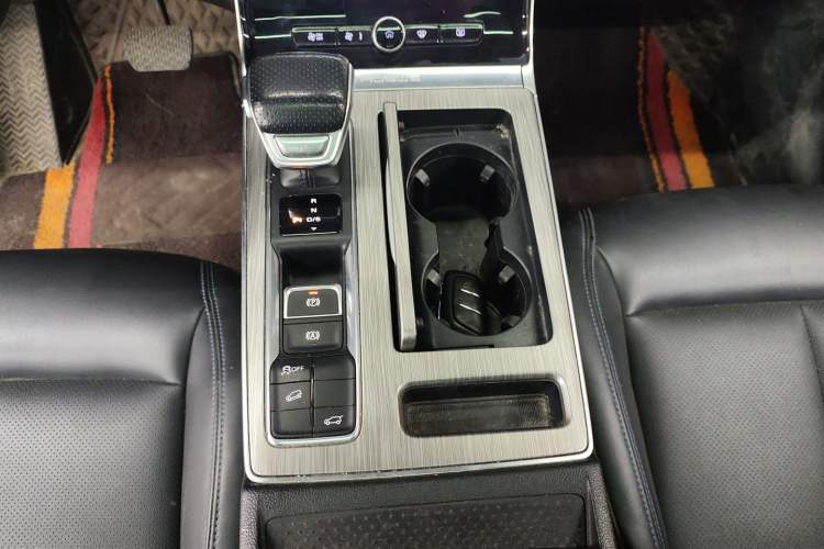 Used Roewe RX5 2020 PLUS 300TGI Automatic Ali National Trend Flagship Edition