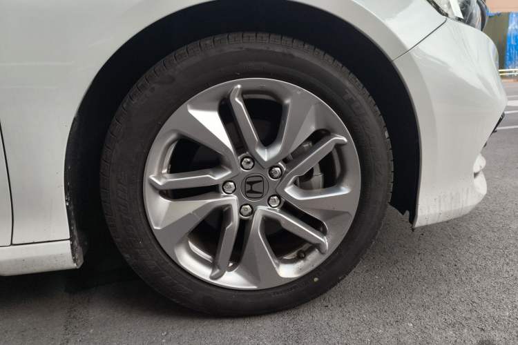 Used Honda Accord 2018 260TURBO Elite Edition China VI Right Front Wheel Hub