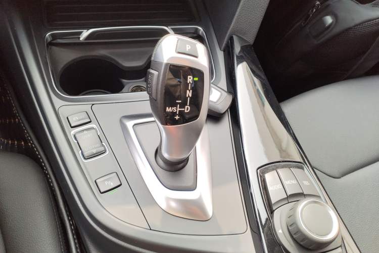 Used BMW 3 Series 2017 320Li Fashion Model
