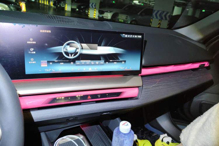 Used BMW 5 Series 2024 530Li Luxury Edition M Sport Package