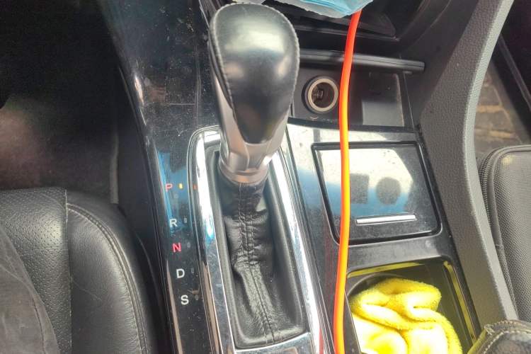 Used Honda Spirior 2015 2.4L Prestige Edition Gear Lever