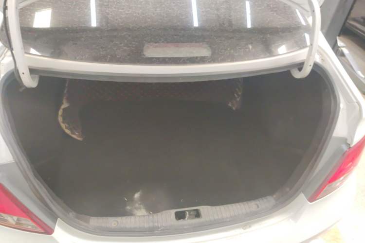 Used Hyundai Verna (older generation) 2014 1.4L Manual Smart GLS Trim
