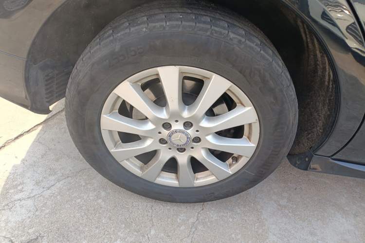 Used Mercedes-Benz R-Class 2017 R 320 4MATIC Business Edition Prestige Model
