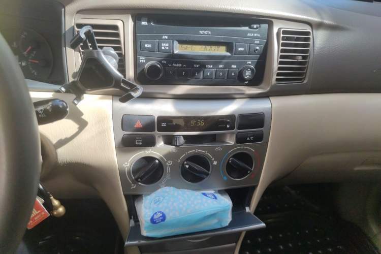 Used Toyota Corolla EX 2011 1.6L Manual Classic Edition Audio And AC Panel