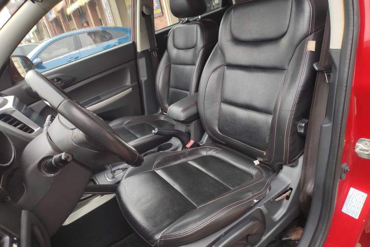 Used Changan CS35 2014 1.6L Automatic Luxury Model China IV Standard