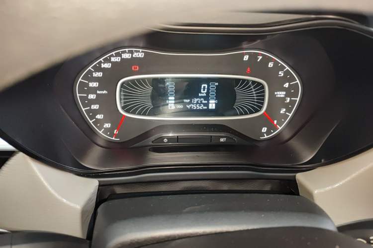 Used Baojun 510 2017 1.5L manual Comfort trim Instrument Cluster
