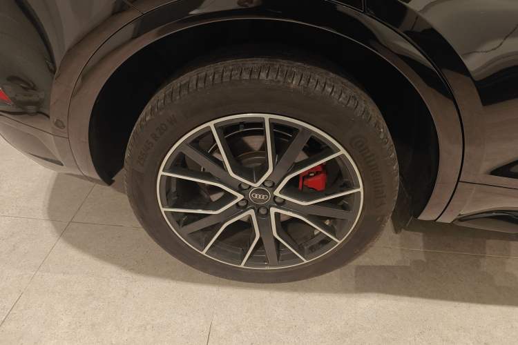 Used Audi Q5L 2025 quattro 45th Anniversary Edition 45 TFSI Luxury Dynamic Model
