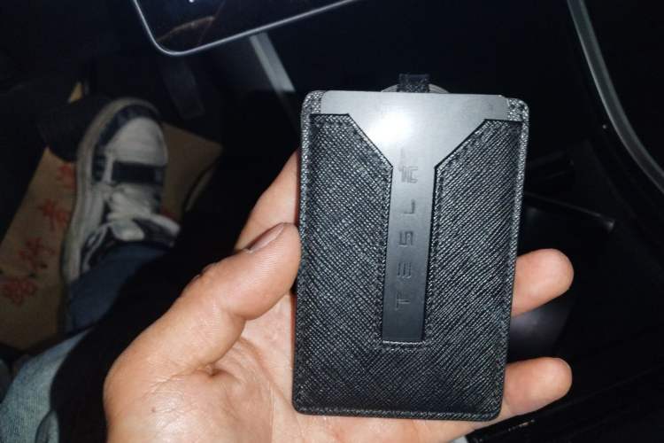 Used Tesla Model 3 2019 Long-Range Rear-Wheel-Drive Version