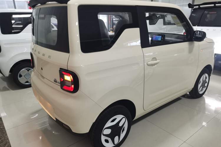 Used Geely Galaxy Panda 2025 210 km – Yuanqi Bear
