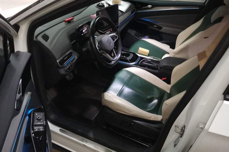 Used Volkswagen ID.4 CROZZ 2022 Long-Range Lite PRO Edition Driver Seat