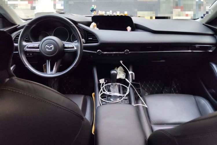 Used Mazda 3 Axela 2020 2.0L Automatic Zhiya Edition Center Console