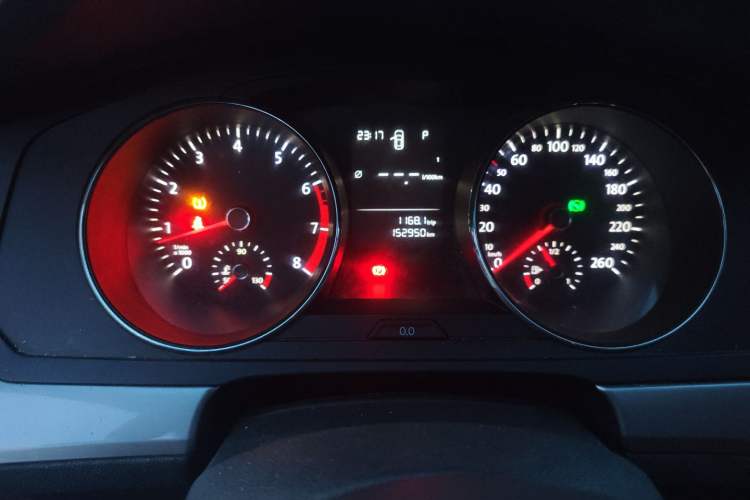 Used Volkswagen Lamando 2015 230TSI DSG Fashion Edition Instrument Cluster