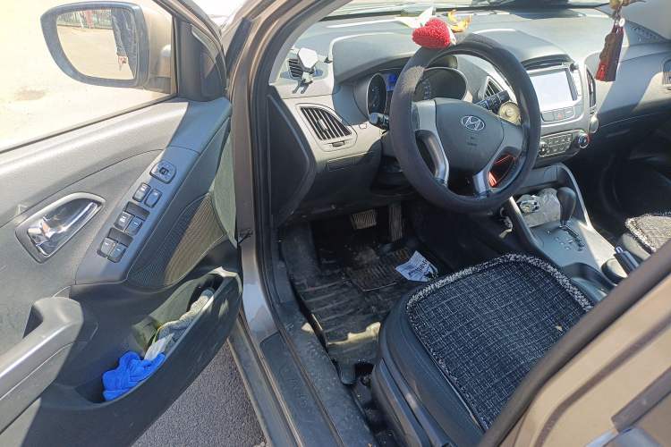 Used Hyundai ix35 2015 2.0L Automatic 2WD Comfort Edition China IV Standard