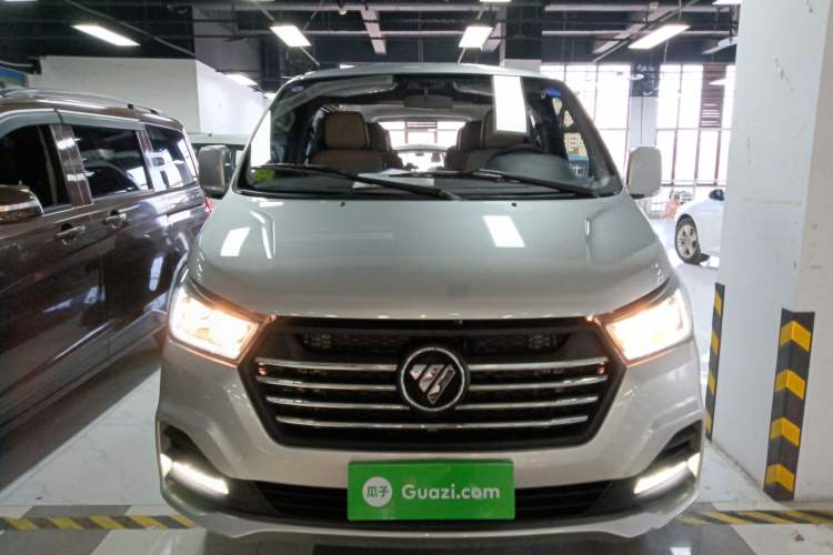 Used Foton Scenic G5 2024 2.0L Gasoline Commercial & Travel Version Passenger Van 7/9 Seats Model DAN20L