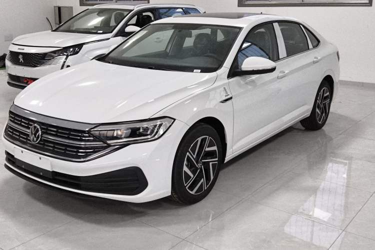 Used Volkswagen Sagitar 2025 300TSI DSG Flyover Edition