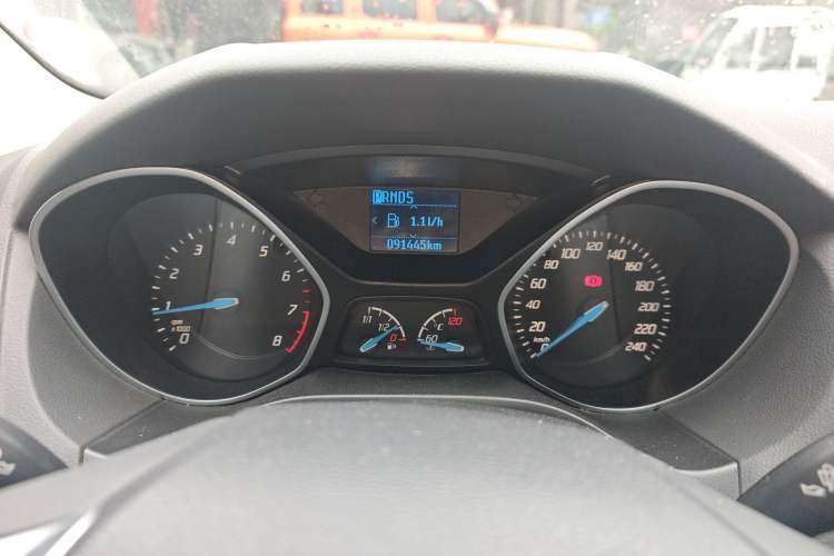 Used Ford Focus 2012 Hatchback 1.6L Automatic Fashion Edition Instrument Cluster
