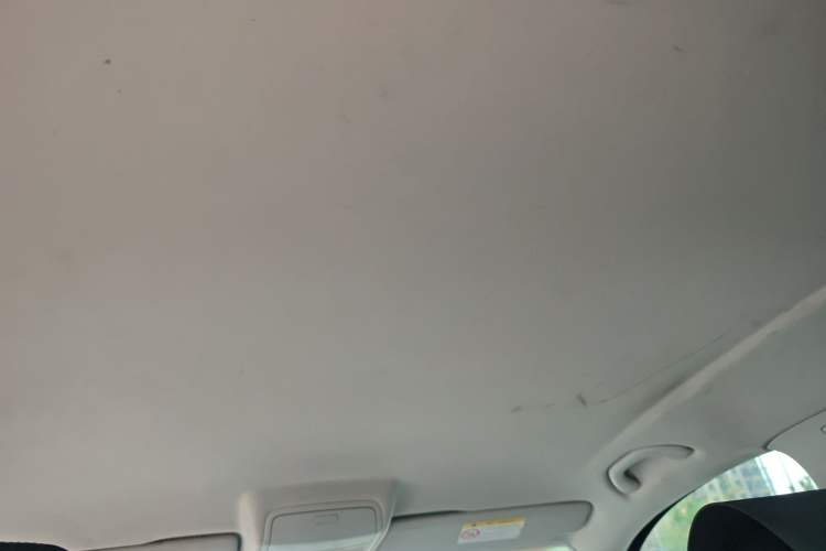 Used Volkswagen Tiguan 2015 1.8TSI Automatic Two-Wheel Drive Trend Edition Headliner