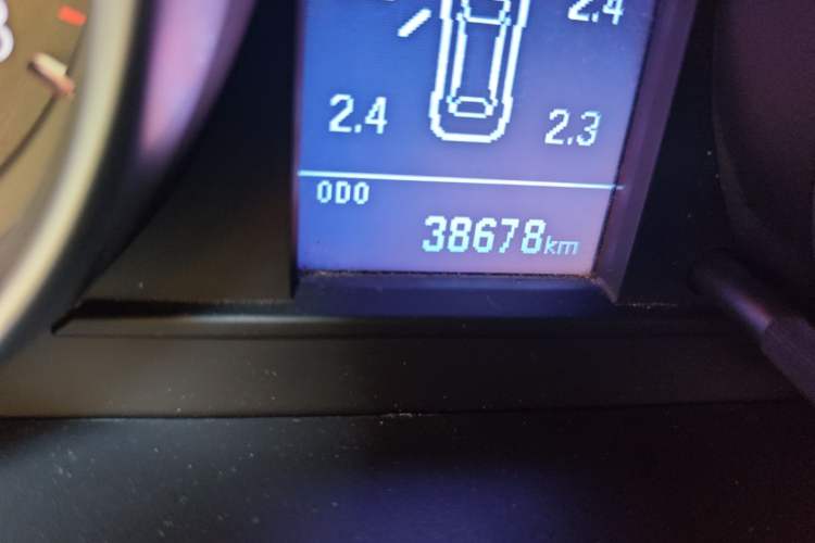 Used Haval H6 2013 Upgraded Model 1.5T Manual Two-Wheel Drive Elite Version
