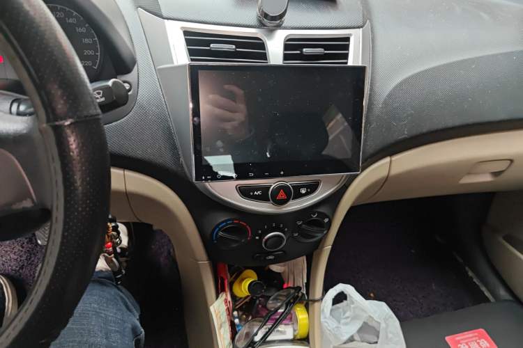 Used Hyundai Verna (older generation) 2016 1.4L Manual Smart GLS Trim
