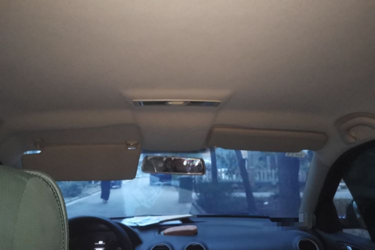 Used Volkswagen Lavida 2013 Classic 1.6L Manual Fashion Edition Headliner