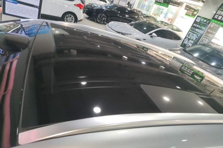 Used Zeekr 7X 2025 100 kWh Long-Range Rear-Wheel Drive with Intelligent Driving Features