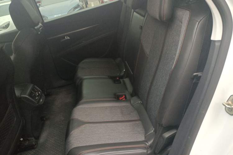 Used Peugeot 5008 2017 350THP 7-Seater Elite Edition Left Rear Seat