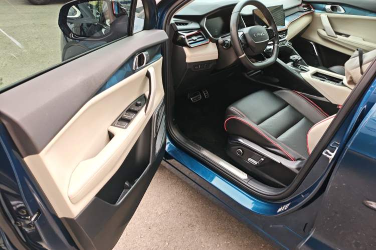 Used Lynk & Co 06 2020 1.5T YAO Halo