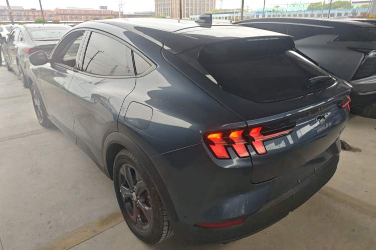 Used Ford Mustang Mach-E 2021 Leap Edition Rear-Drive Version (Standard Range)
