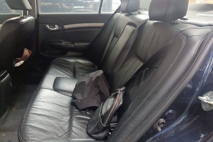 Used Honda Civic 2014 1.8L automatic luxury edition Left Rear Seat