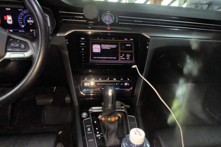 Used Volkswagen Magotan 2020 330TSI DSG Leading Model Audio And AC Panel