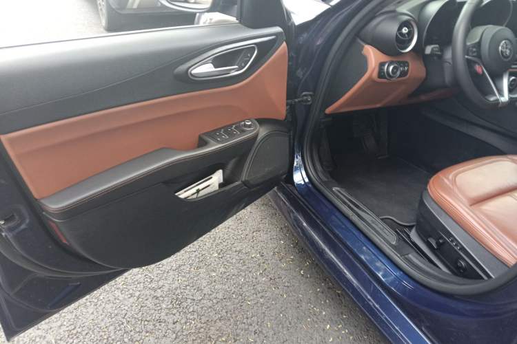 Used Alfa Romeo Giulia 2017 2.0T 200HP Elite Edition