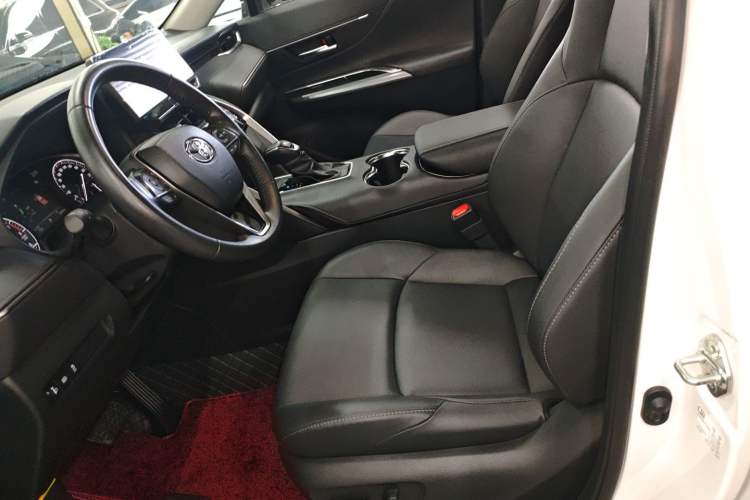 Used Toyota Venza 2023 2.0L CVT Two-Wheel Drive Luxury Edition
