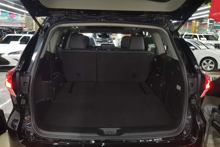 Used Toyota Highlander 2018 2.0T Four-Wheel Drive Luxury Edition 7 Seats China V Emission Standard
