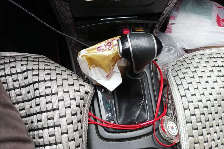 Used HYOSOW S6 2017 1.5T CVT Enjoyment Model Gear Lever