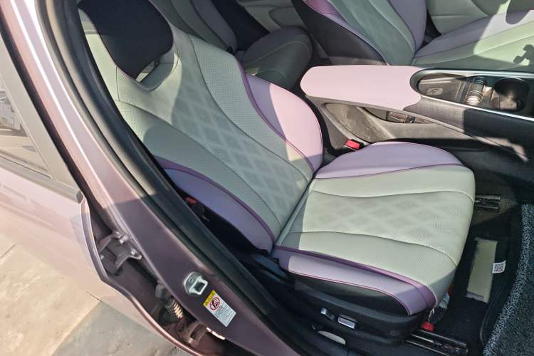 Used BYD Dolphin 2023 420 km Fashion Edition
