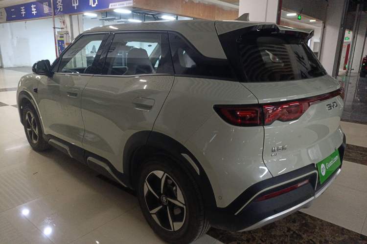 Used BYD Yuan UP 2025 Intelligent Driving Version 401 km Leading Edition