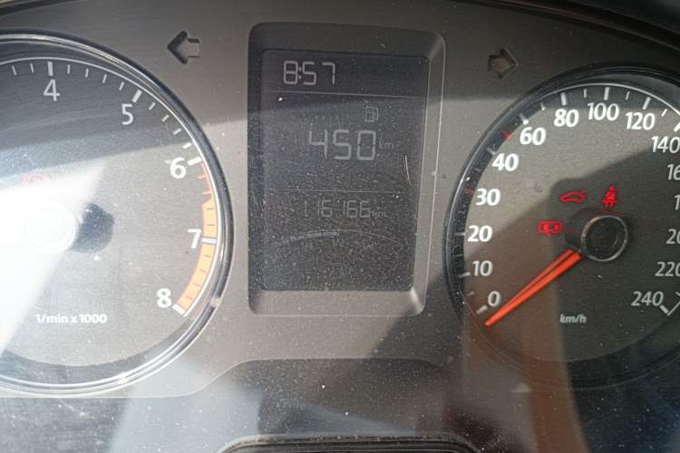 Used Volkswagen Lavida 2013 Revised Classic 1.6L Manual Fashion Edition