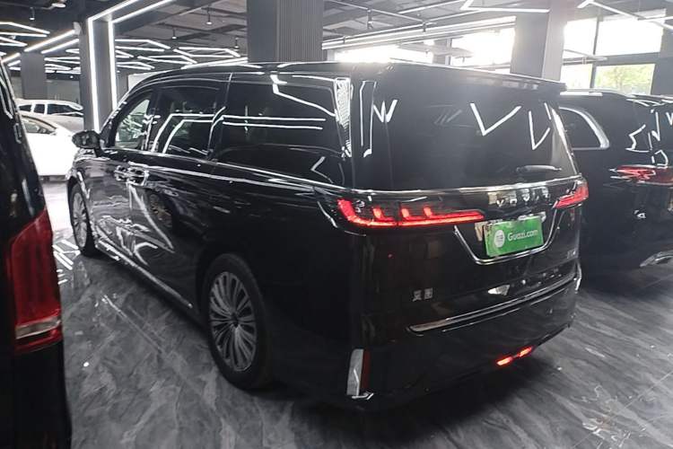 Used VOYAH Dream 2022 0-Carbon Edition Dream+ Smart Enjoyment Package 475 km Rear Left 45 Deg