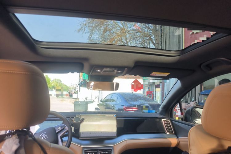 Used BYD Song L DM-i 2024 112 km Leading Edition
