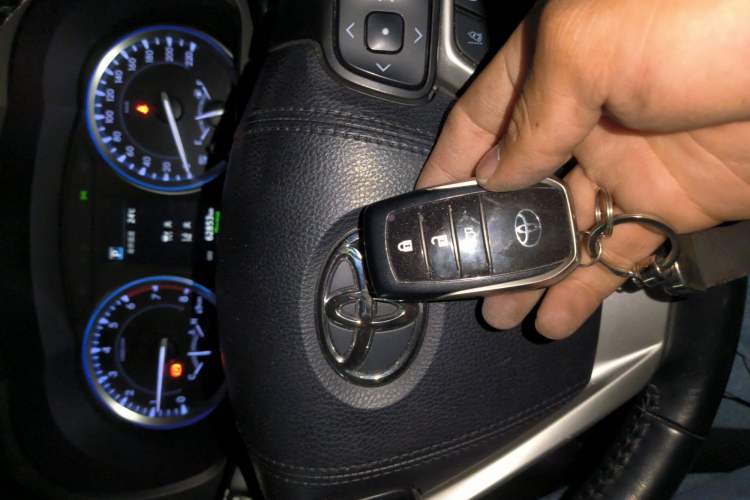 Used Toyota Highlander 2018 2.0T Four-Wheel Drive Supreme Edition 7-Seater China VI