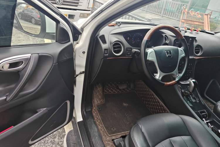 Used Luxgen Great 7 SUV 2016 2.2T Two-Wheel-Drive Smart Version Driver Seat
