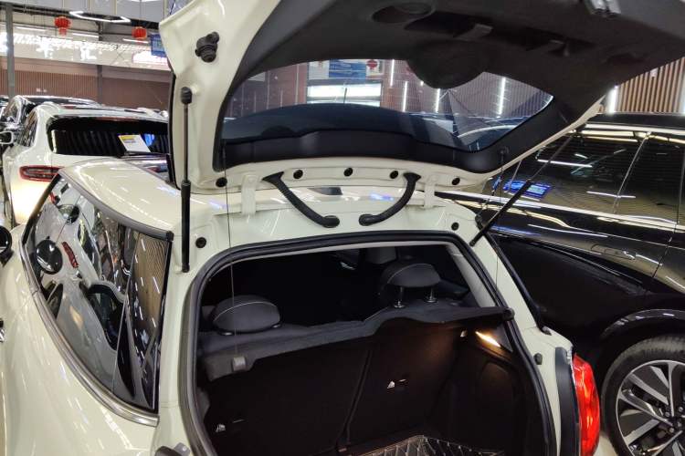 Used MINI MINI 2018 1.5T ONE PLUS
