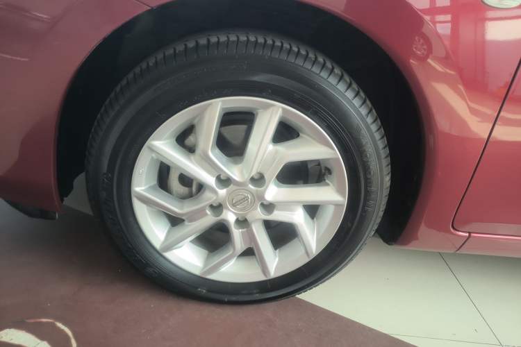 Used Nissan Tiida 2021 1.6L CVT Cool Edition Left Front Wheel Hub