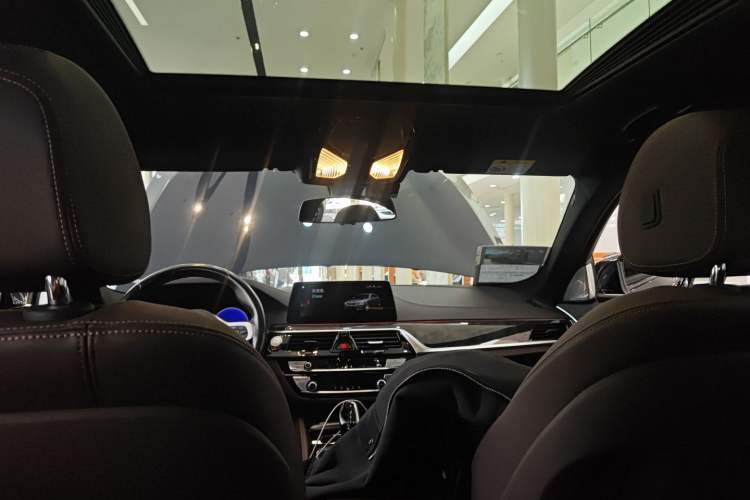 Used BMW 5 Series 2019 525Li M Sport Package Headliner