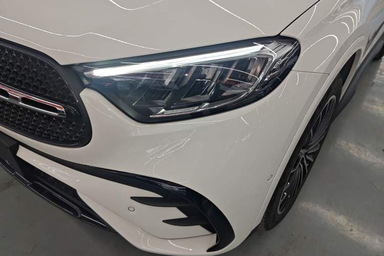 Used Mercedes-Benz GLC Coupe 2024 GLC 300 4MATIC Coupe SUV