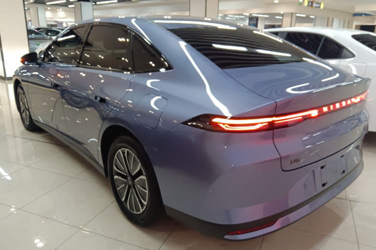 Used Nissan N6 2026 Model 180 Max