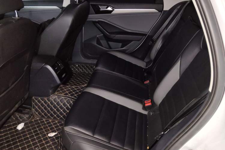 Used Volkswagen Sagitar 2021 280TSI DSG Excellence Edition Left Rear Seat