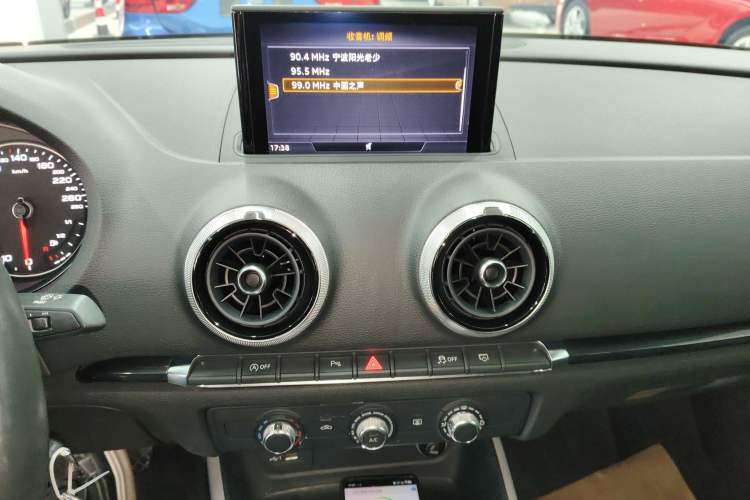 Used Audi A3 2018 30th Anniversary Edition Limousine 35 TFSI Fashion Model
