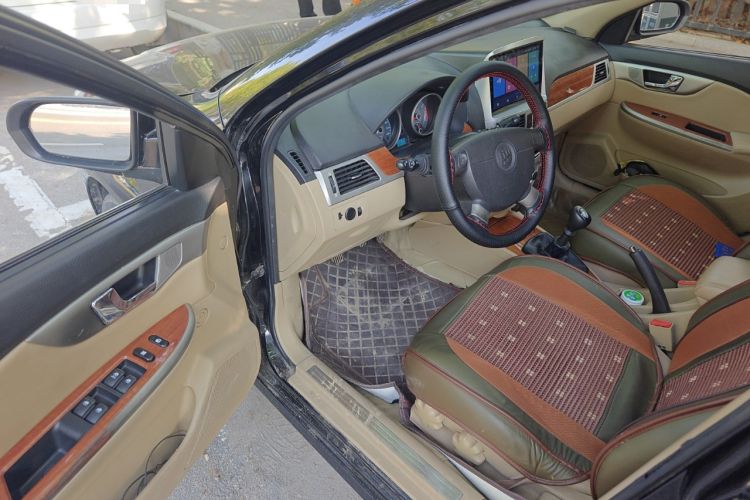 Used Buick Excelle 2011 1.6 LE-MT
